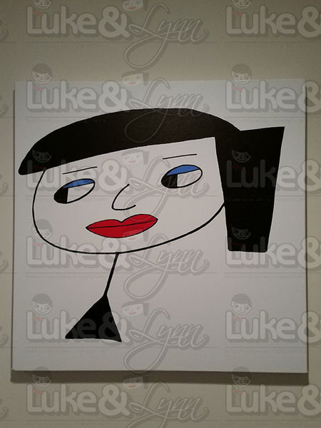 "Lynn Beauty-Face" Canvas Art
